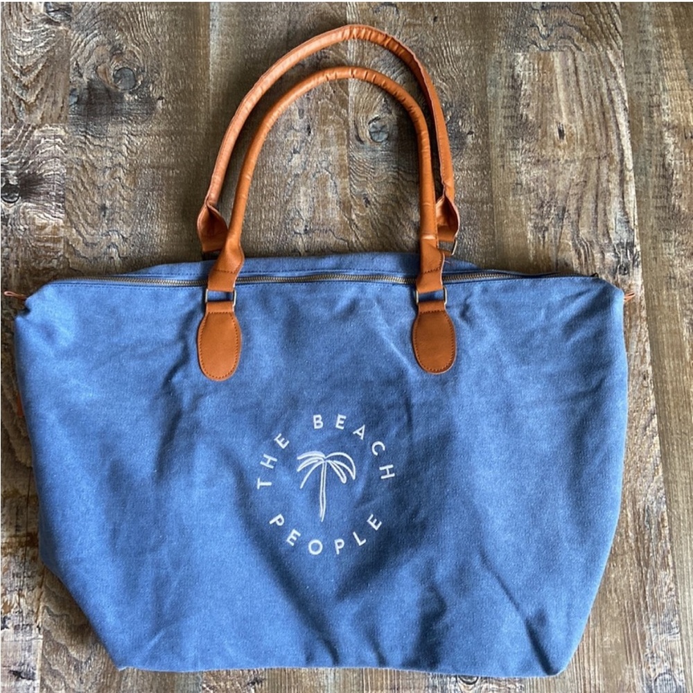 The Gold Coast Weekender Bag - BNWT